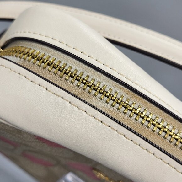 Coach Mini Jamie Camera Bag In Signature Canvas With Heart Print - Picture 8 of 16